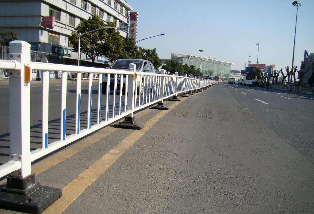 邯山道路护栏