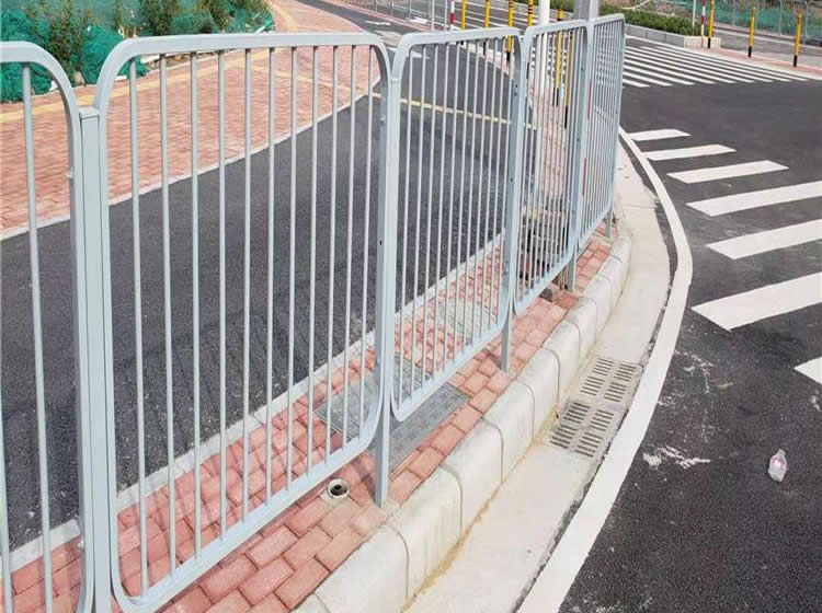 邯山港式道路护栏